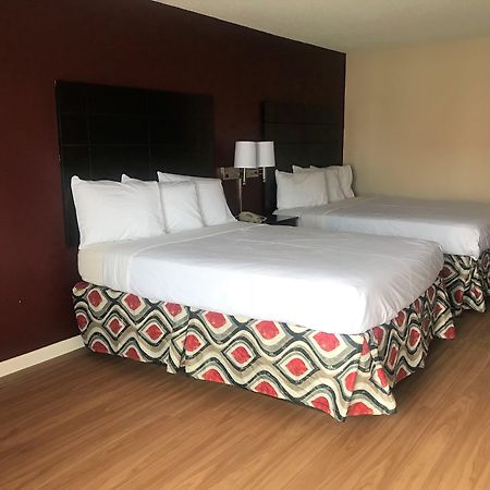 Red Roof Inn & Suites San Angelo Bagian luar foto
