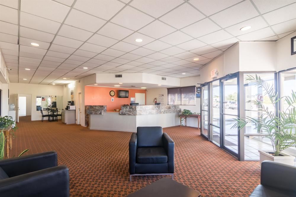 Red Roof Inn & Suites San Angelo Bagian luar foto