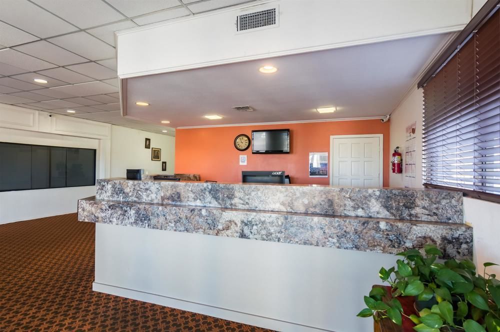 Red Roof Inn & Suites San Angelo Bagian luar foto