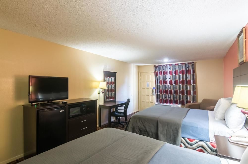 Red Roof Inn & Suites San Angelo Bagian luar foto
