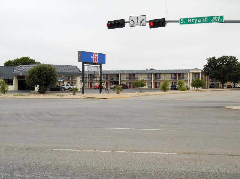 Red Roof Inn & Suites San Angelo Bagian luar foto